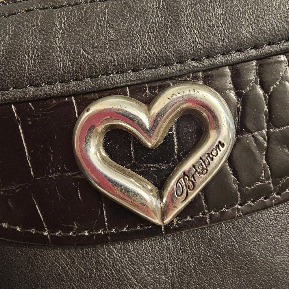 Brighton Vintage Heart Soft Leather Zippered Coin Purse - Picture 3 of 7